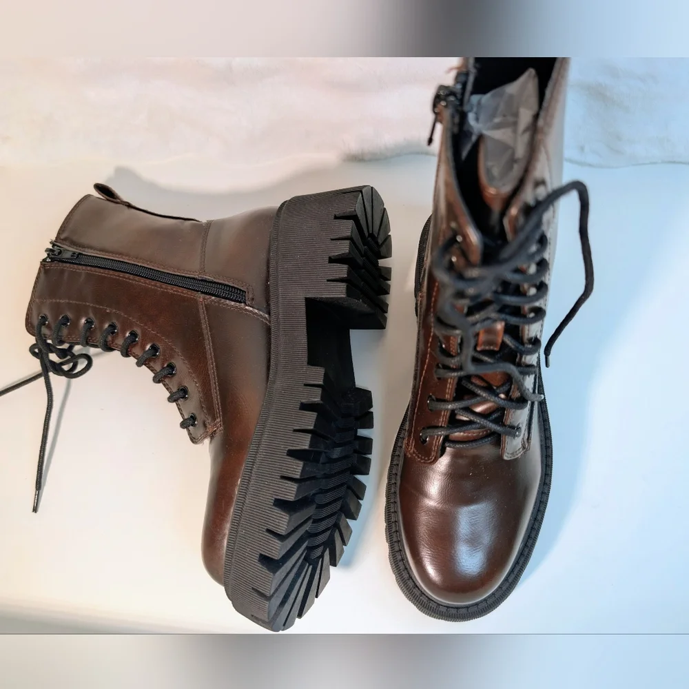 Madden Girl Kknight Combat Boots – Brown Rub – Size 6.5M (New in Box) - Picture 11 of 12